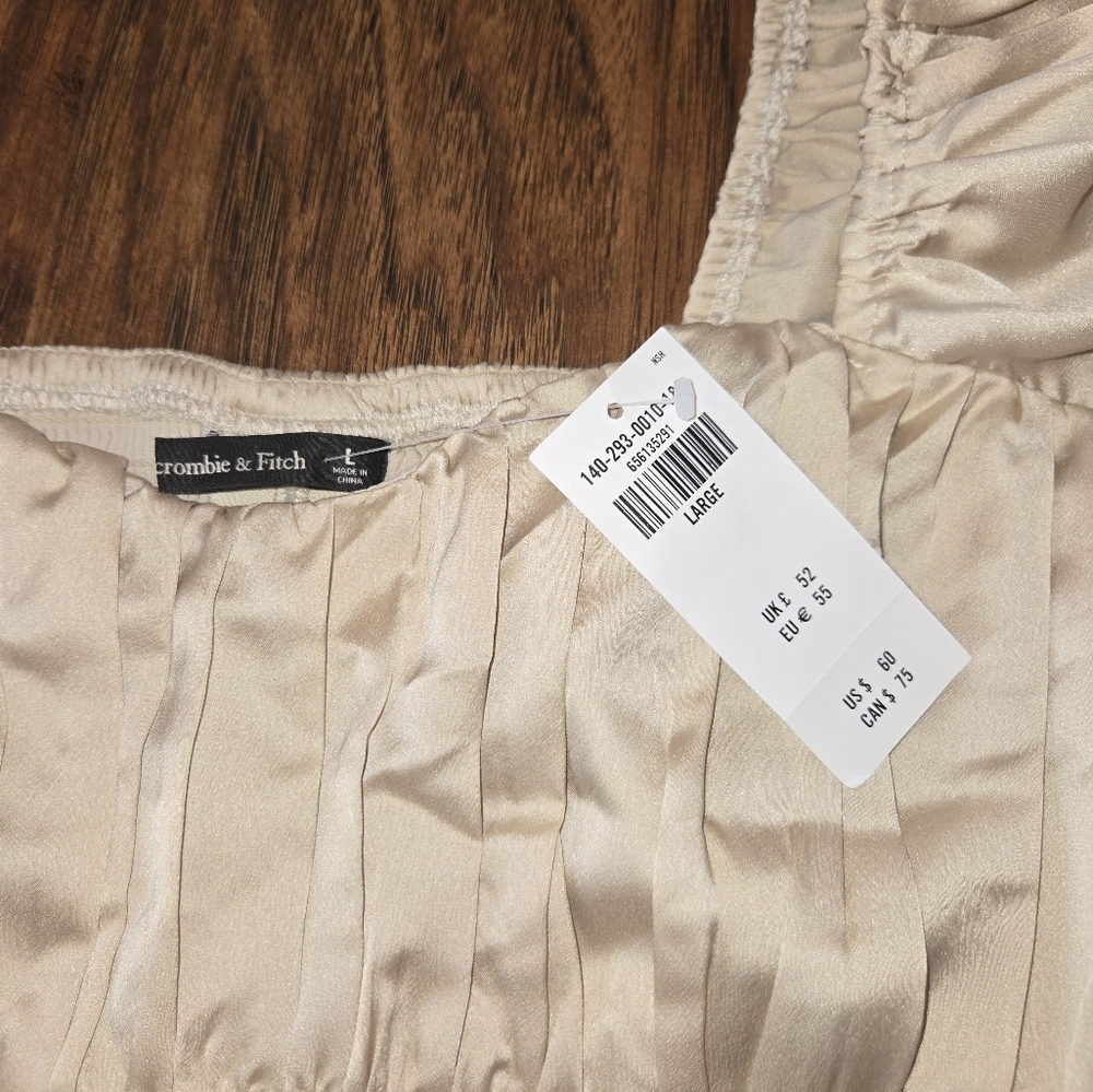Abercrombie & Fitch NWT Cream Satin Balloon Sleeve Large Crop Top - Picture 5 of 9
